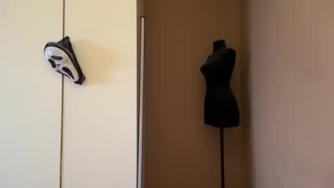 Margo online show from November 7, 8:09 am