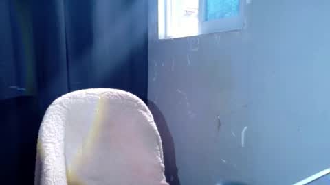 take me  to your place online show from May 3, 2:04 am
