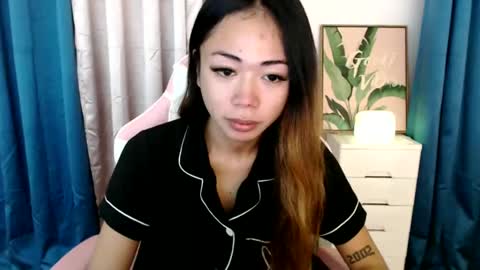 ayumi reacher online show from February 6, 8:39 am