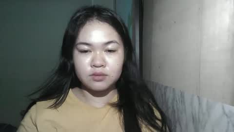 urgirlb0obiies321 online show from April 13, 2:51 pm