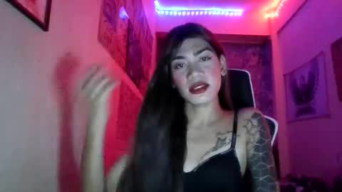 urhot_angelina26 online show from April 29, 4:38 am