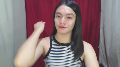 Snapshot of urhottiest_katey chatting on January 10, 7:35 am Katey online show from January 10, 7:35 am