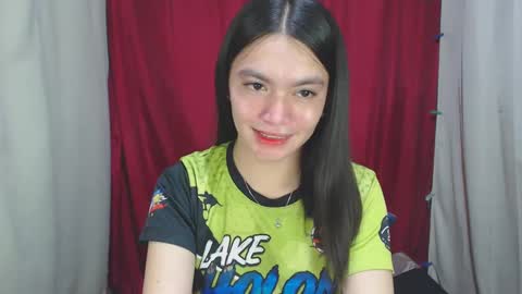 Snapshot of urhottiest_katey chatting on December 30, 5:34 pm Katey online show from December 30, 5:34 pm