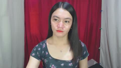 Snapshot of urhottiest_katey chatting on January 2, 5:46 am Katey online show from January 2, 5:46 am