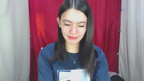 Snapshot of urhottiest_katey chatting on December 28, 4:19 am Katey online show from December 28, 4:19 am