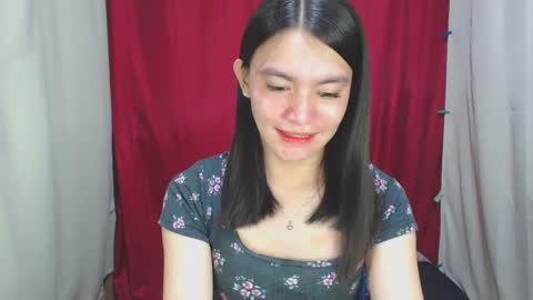 Snapshot of urhottiest_katey chatting on January 2, 6:23 pm Katey online show from January 2, 6:23 pm