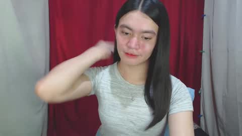 Snapshot of urhottiest_katey chatting on March 1, 8:34 am Katey online show from March 1, 8:34 am
