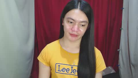 Snapshot of urhottiest_katey chatting on October 2, 8:19 am Katey online show from October 2, 8:19 am
