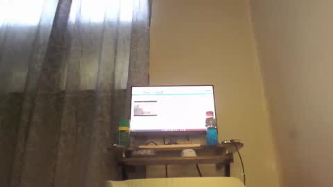 Snapshot of urlovely_hait chatting on September 30, 4:18 am Sham online show from September 30, 4:18 am