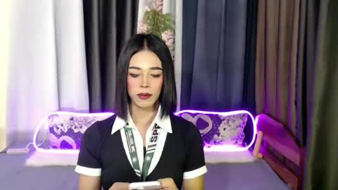 urlovely_jemma online show from April 29, 2:37 am
