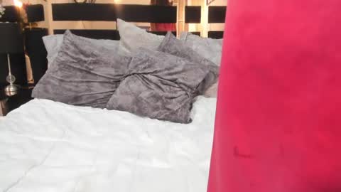 ursafrost online show from June 12, 4:53 am