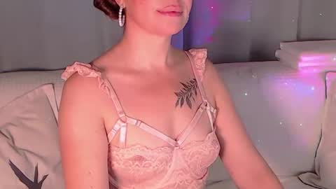 Silvia online show from December 4, 7:21 am