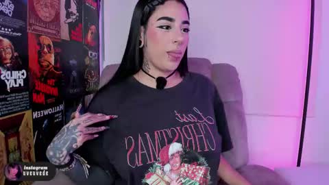 Val help me get 100 thumbs up 3 online show from December 18, 5:34 am