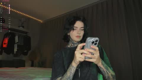 Eva online show from March 10, 6:45 pm