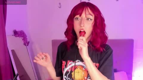 v1cky_ online show from February 2, 11:15 pm