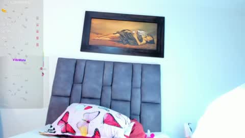 Vahiolet smith online show from July 1, 12:48 pm