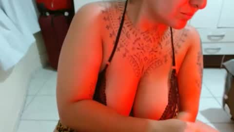 Vah Oliver online show from February 18, 1:16 am