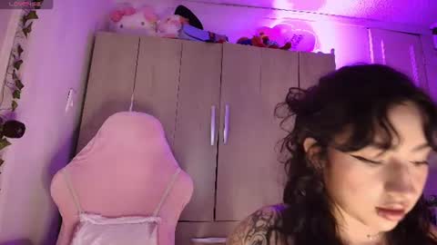 valentina online show from June 13, 3:04 am
