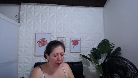 Valentina  online show from February 5, 11:06 pm