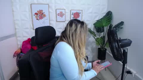 Valentina  online show from February 18, 9:20 pm