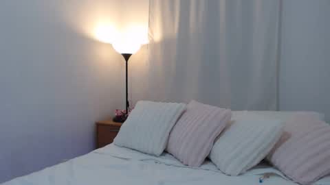   online show from December 2, 3:08 am