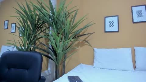 valeria_rua online show from June 27, 11:11 am