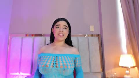 ValeriaBlythe online show from March 12, 7:27 pm