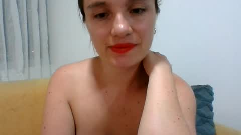 valeriafrannco online show from July 15, 4:17 am