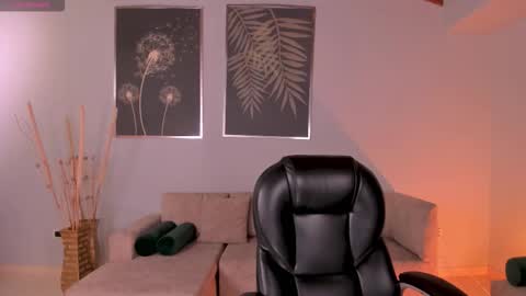 Valeria online show from December 14, 4:40 am