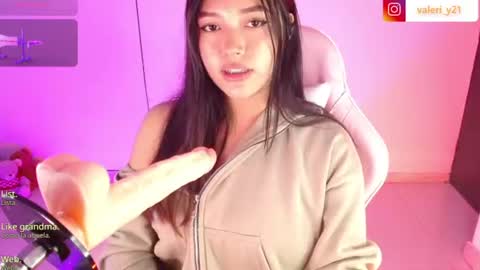Valeri online show from June 12, 4:42 am