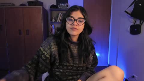 Val  online show from December 11, 5:10 am