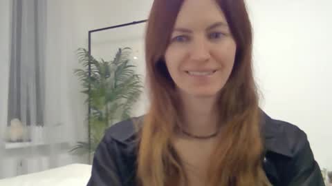 valerie_rose777 online show from December 16, 8:58 pm