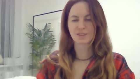 valerie_rose777 online show from January 10, 7:18 pm