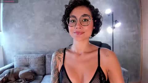  call me Val  online show from January 8, 4:55 pm