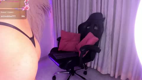 valeriekhaleesi online show from February 3, 2:53 am