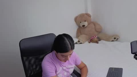 Juli C online show from January 7, 12:03 am