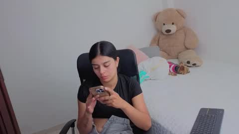 Juli C online show from January 15, 1:33 am