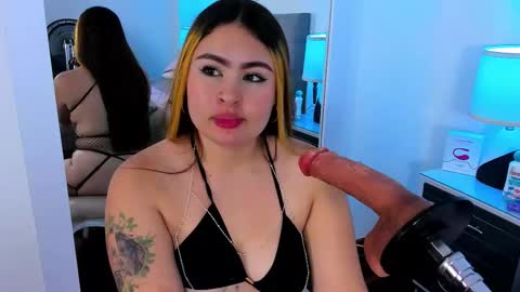 Snapshot of valerinhernandez chatting on September 12, 3:30 pm Valerin online show from September 12, 3:30 pm