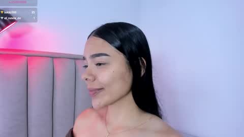 Cris  online show from April 29, 1:58 pm