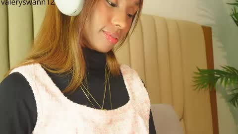 Valery swan1 online show from April 30, 8:57 pm