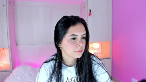 Snapshot of valerymeyerr chatting on February 18, 4:15 am valerymeyerr online show from February 18, 4:15 am
