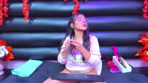 Snapshot of valerysweety__ chatting on October 12, 2:58 am ValerySweety online show from October 12, 2:58 am