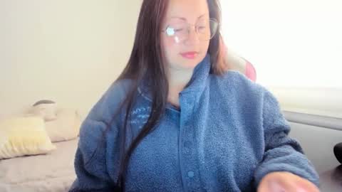 My name is Valery... Nice to meet you  thumb up me please its important online show from May 12, 10:05 pm