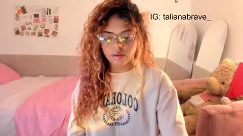 VALIENTE  online show from September 30, 3:23 am