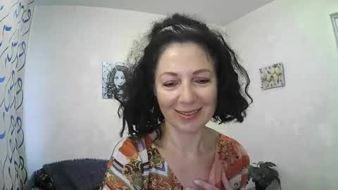 ValleriWind online show from August 4, 1:33 am