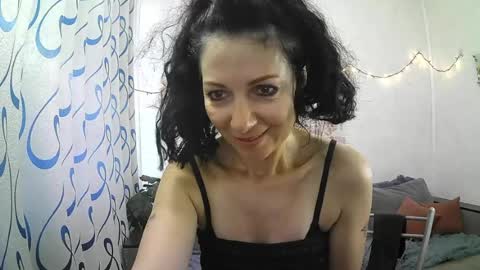 ValleriWind online show from June 21, 1:09 am