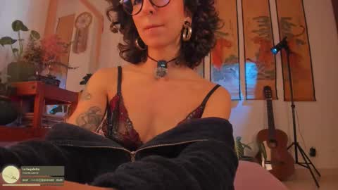      online show from January 7, 10:13 pm