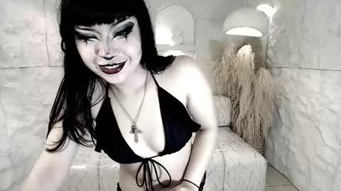 vampkitty_r online show from February 8, 1:26 pm