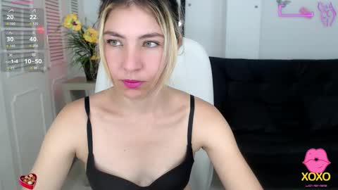 vanessa_21__ online show from October 10, 11:09 pm