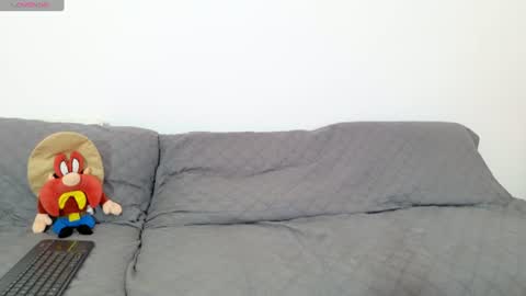 vanessaadol online show from July 30, 1:01 pm